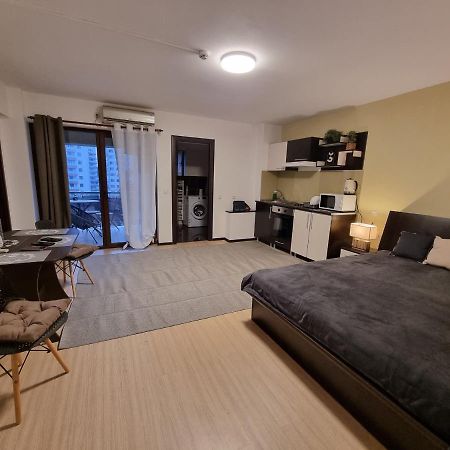 Lovely & Comfy, Central Apt In Iasi Eksteriør billede
