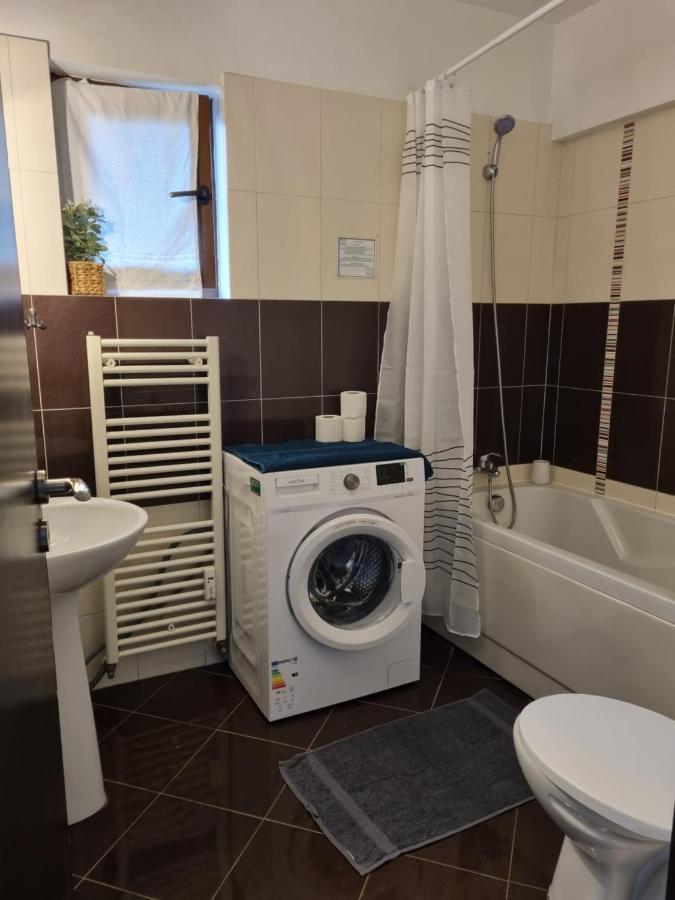 Lovely & Comfy, Central Apt In Iasi Eksteriør billede